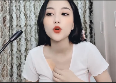 Clip xxx bé phương bom chát sex cởi đồ show hàng họo